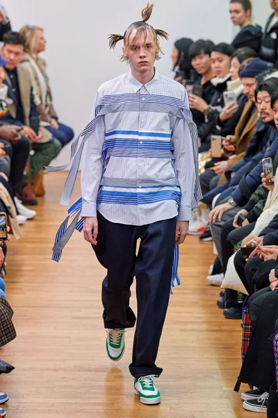 Look 5